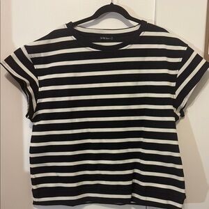 Stylish Black and White Striped Short Sleeve Tee